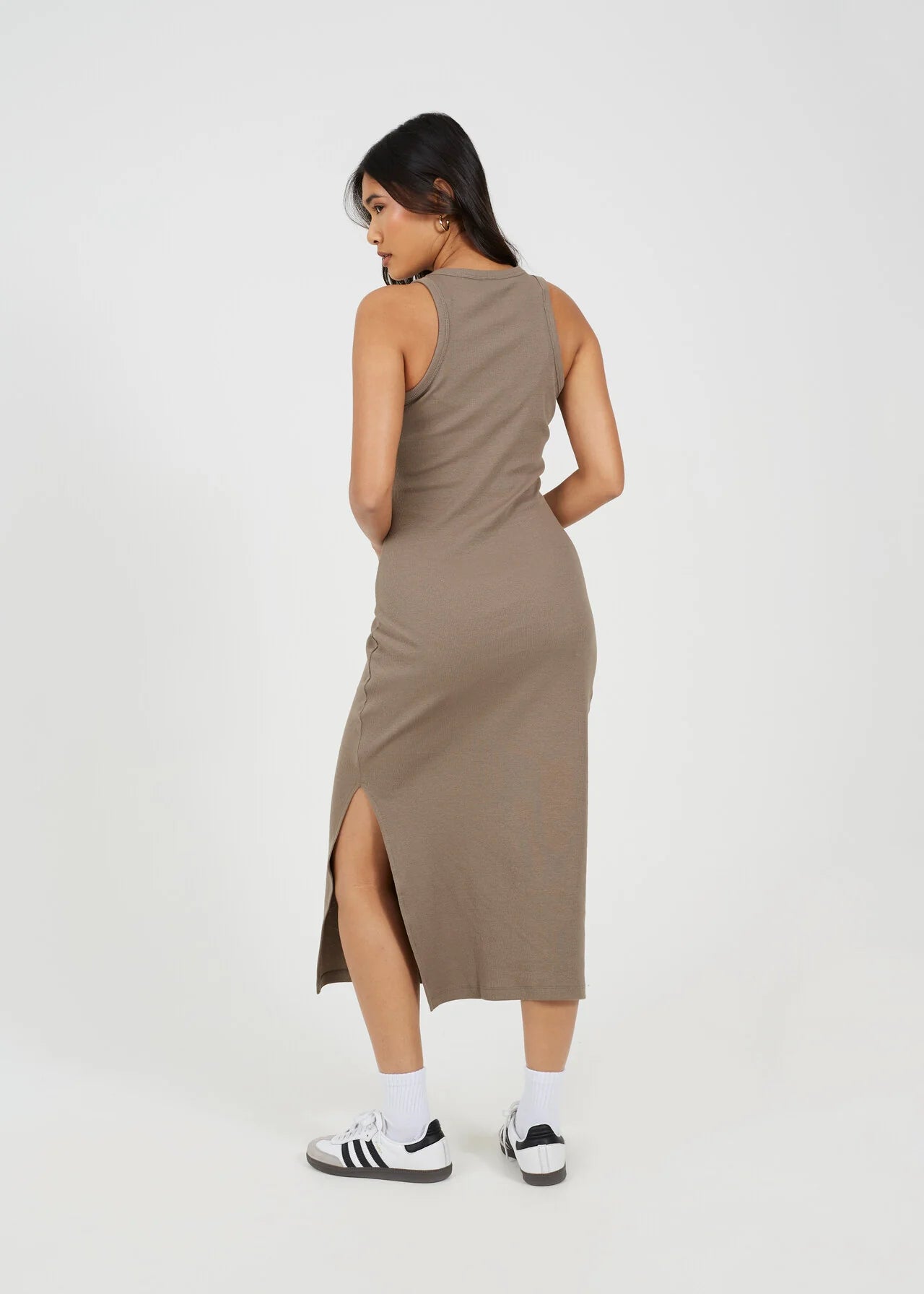 CREW NECK MIDI BODYCON DRESS WITH SLIT DETAIL, ROCK
