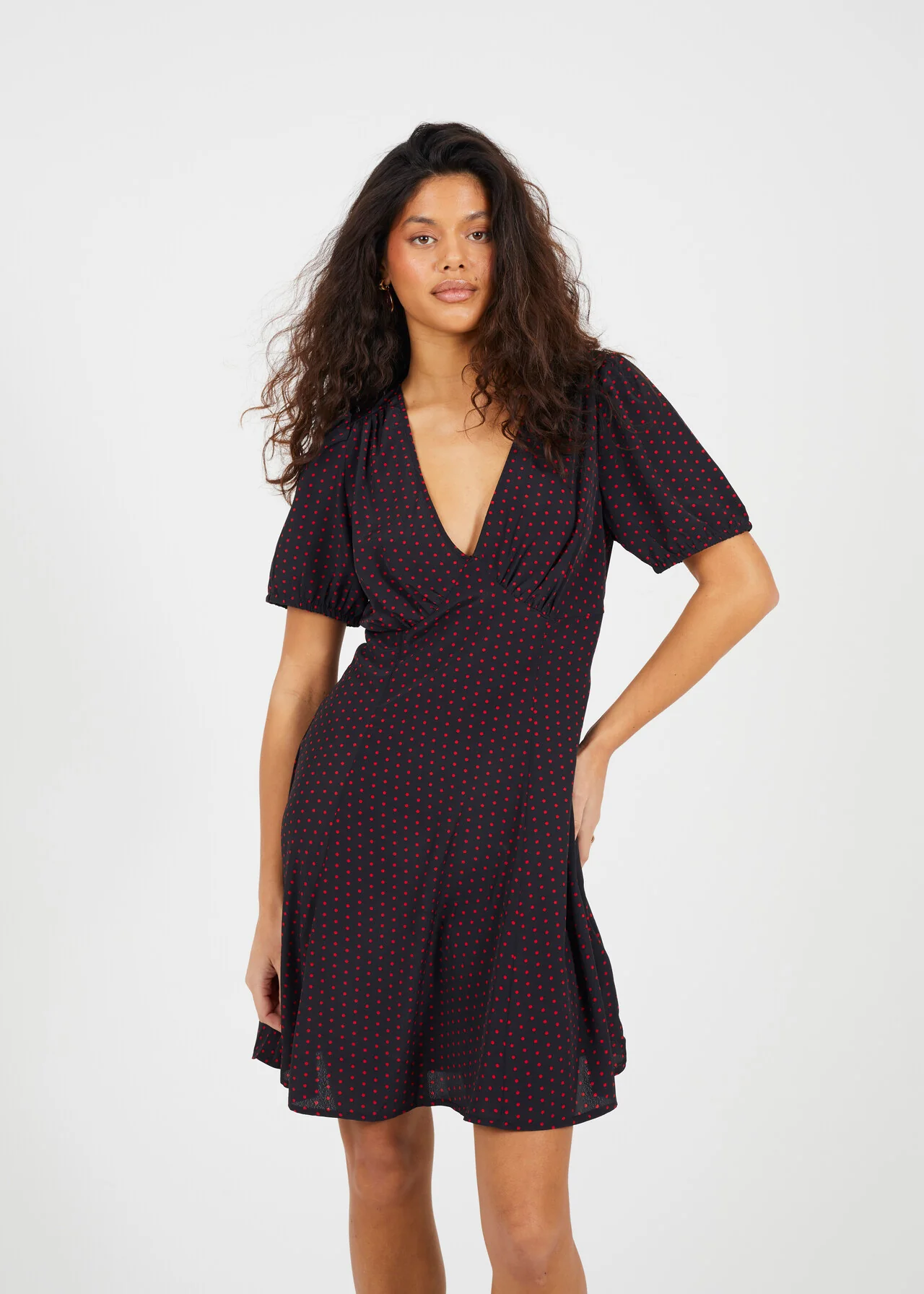 Black & Red V-Neck Short Sleeve Mini Printed Dress – Brave Soul