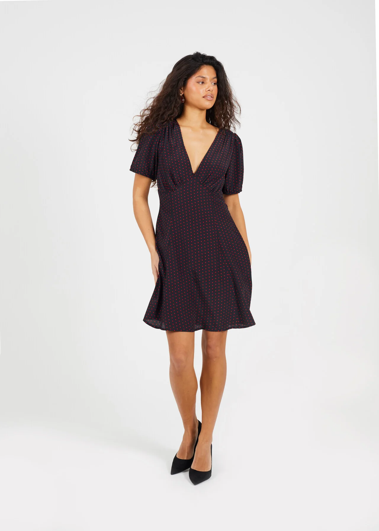 Black & Red V-Neck Short Sleeve Mini Printed Dress – Brave Soul