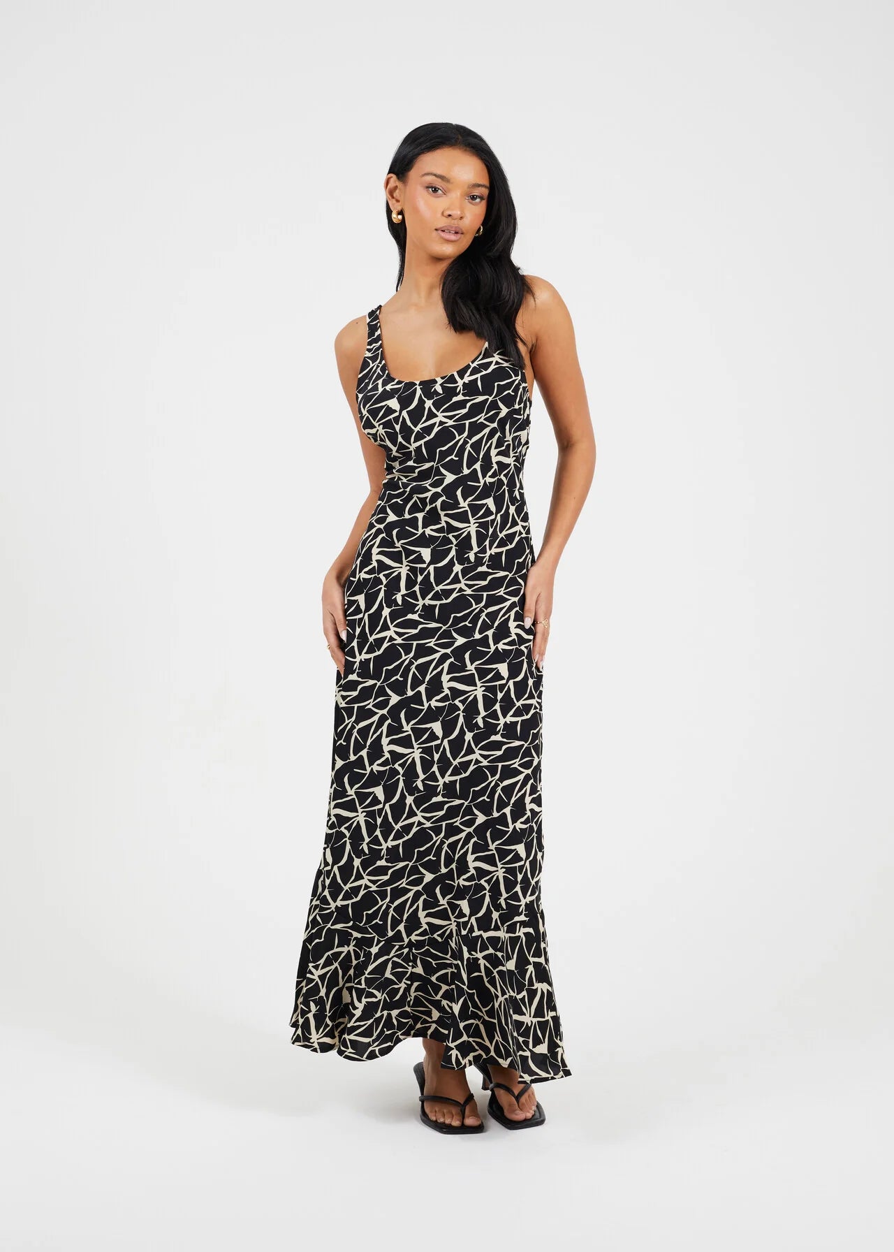 SCOOP NECK MAXI BIAS CUT ABSTRACT FLORAL PRINT DRESS, BLACK/WHITE