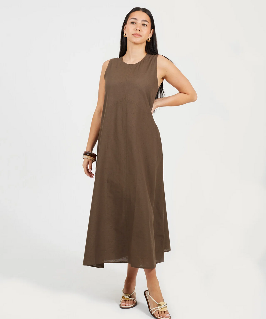 Brave Soul Panelled Crew Neck Maxi Dress – Truffle | Women’s Dress
