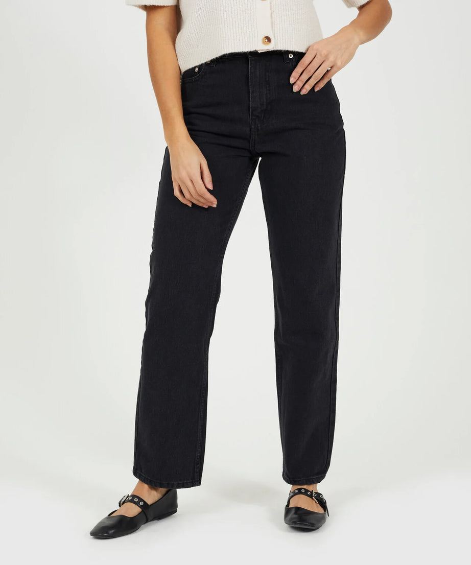 WASHED BLACK FULL LENGTH PARALLEL LEG JEANS