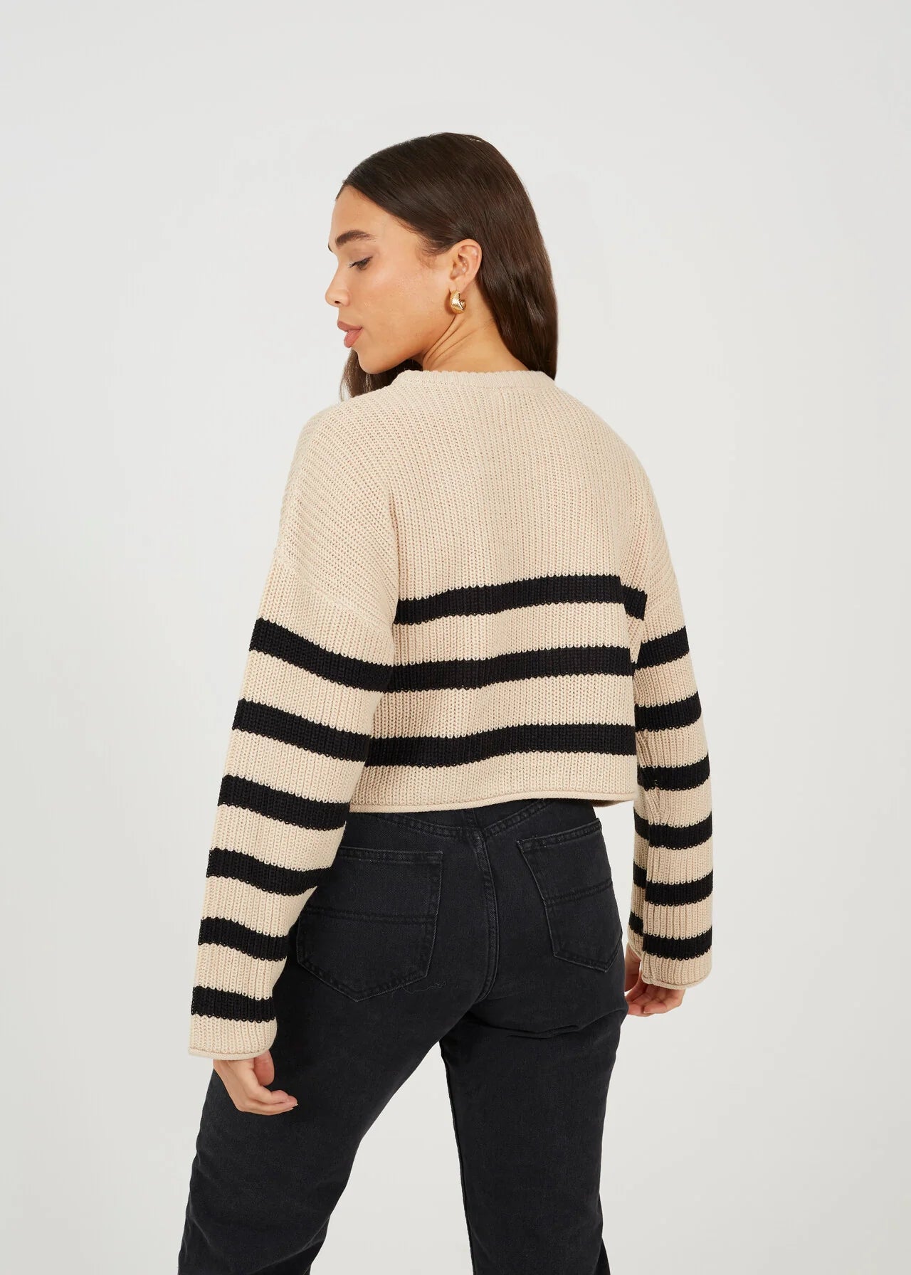 CROPPED STRIPED RELAXED FIT JUMPER, BEIGE/WHITE