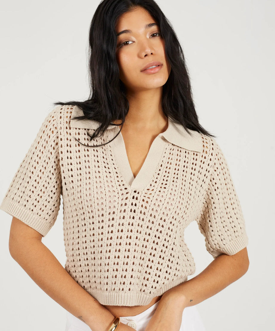 KNITTED CROPPED COLARED T-SHIRT, STONE