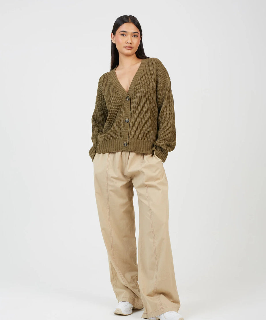 V-NECK FISHERMAN KNIT CARDIGAN, KHAKI