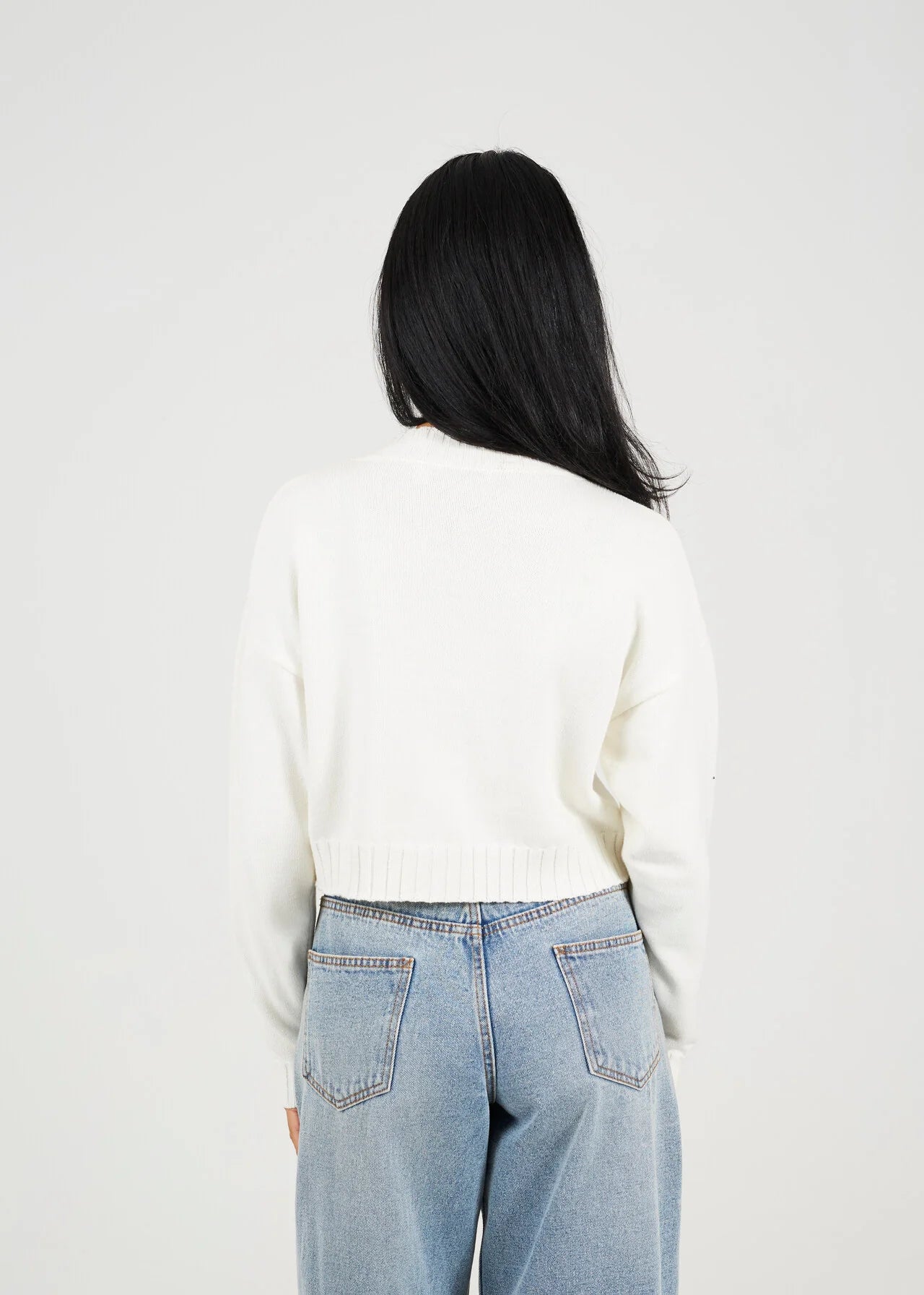 BOXY CREW NECK CARDIGAN, CREAM