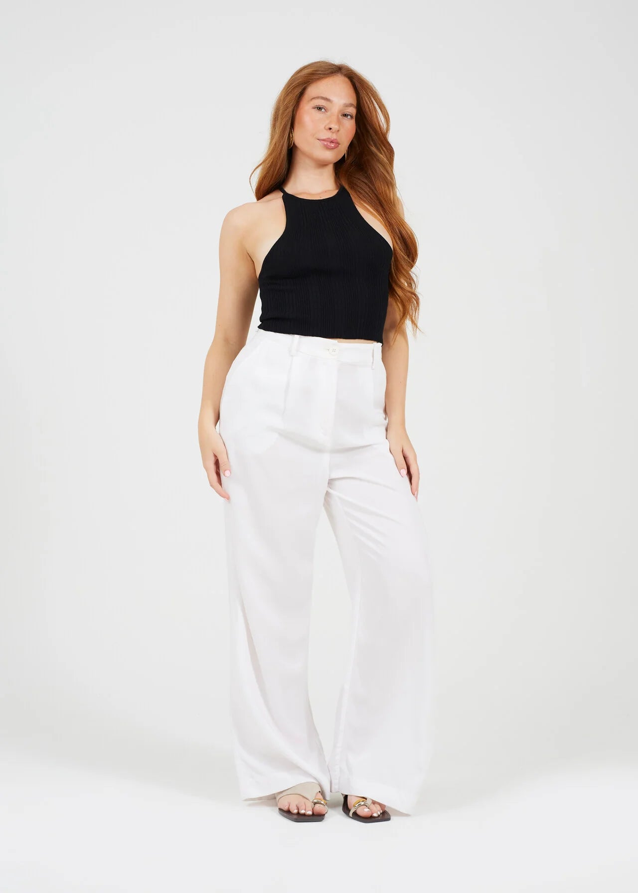 KNITTED CROPPED VEST BLACK