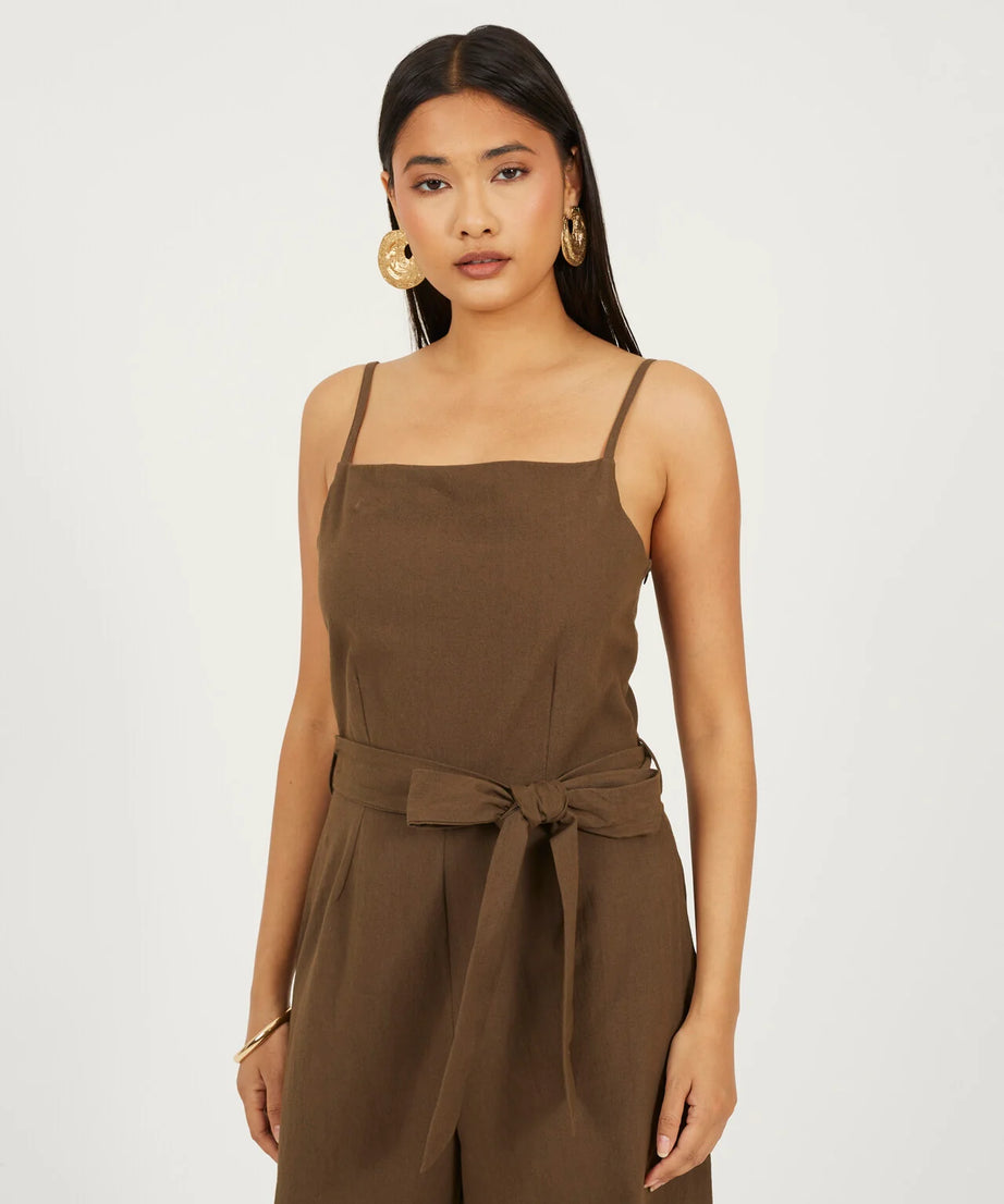 WIDE LEG STRAPPY WOVEN JUMPSUIT, TRUFFLE