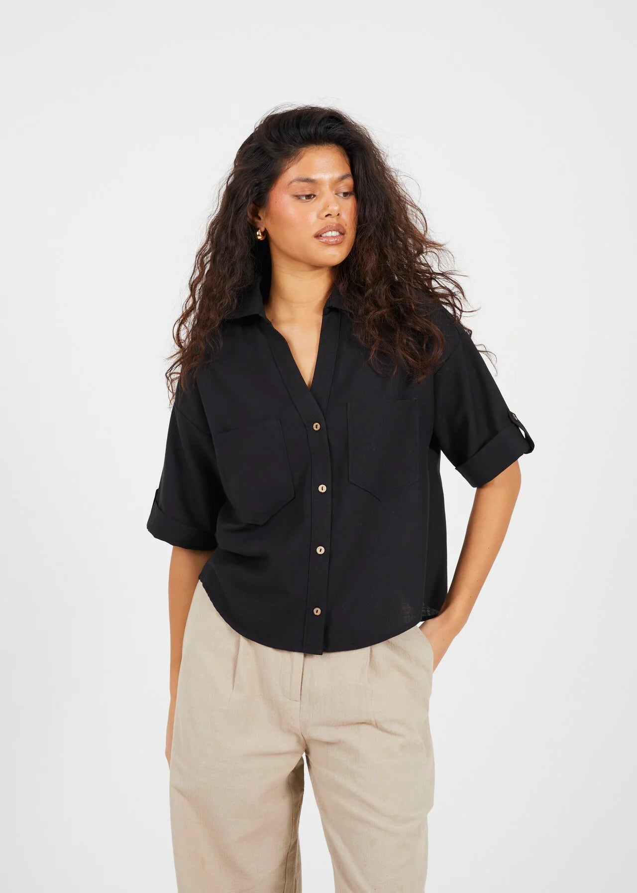 SHORT SLEEVE BUTTON DOWN SHIRT, BLACK