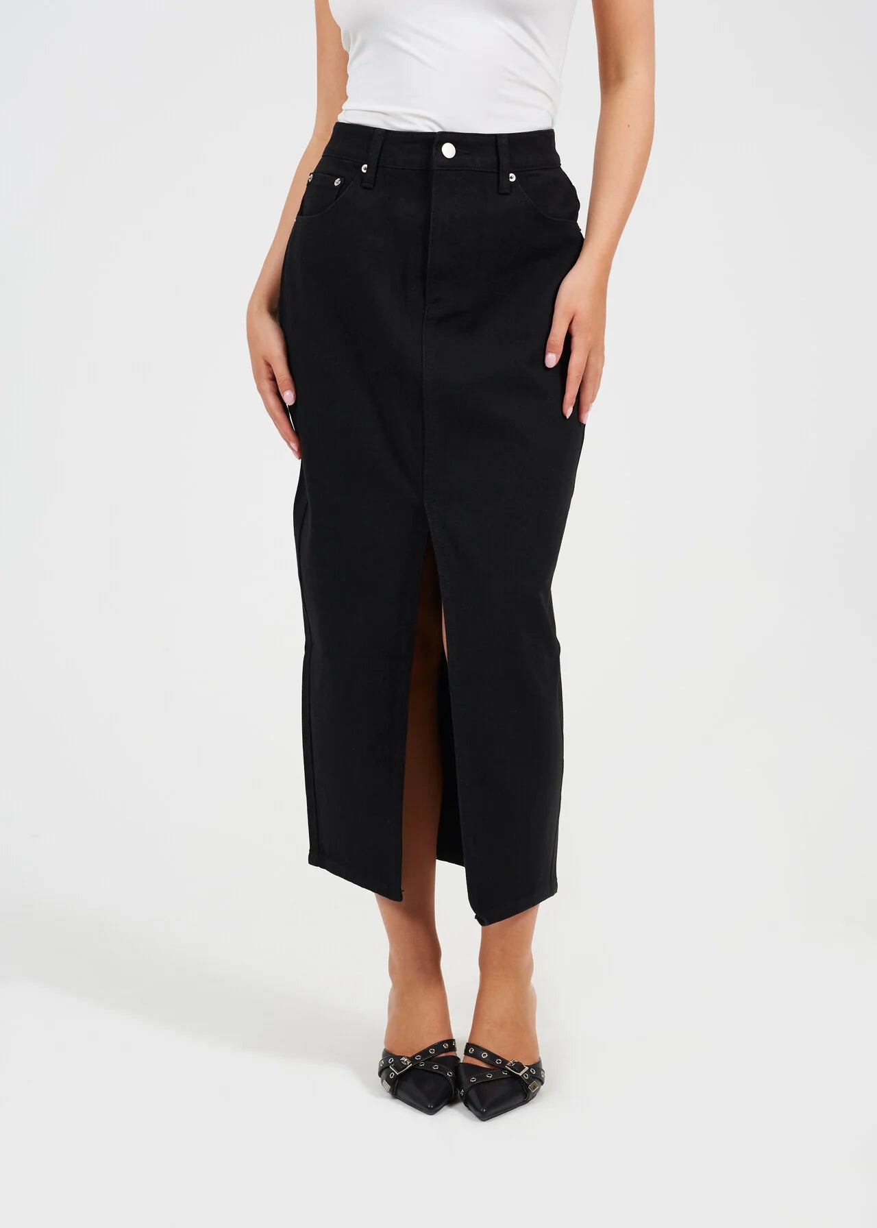 HIGH WAISTED DENIM SKIRT WITH FRONT SPLIT, WASHED BLACK