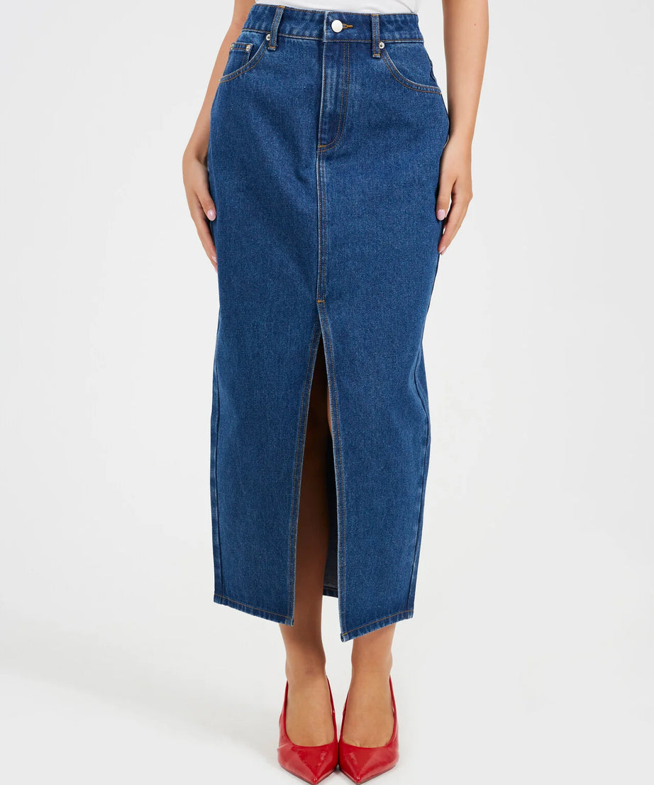 HIGH WAISTED DENIM SKIRT WITH FRONT SPLIT, MID WASH