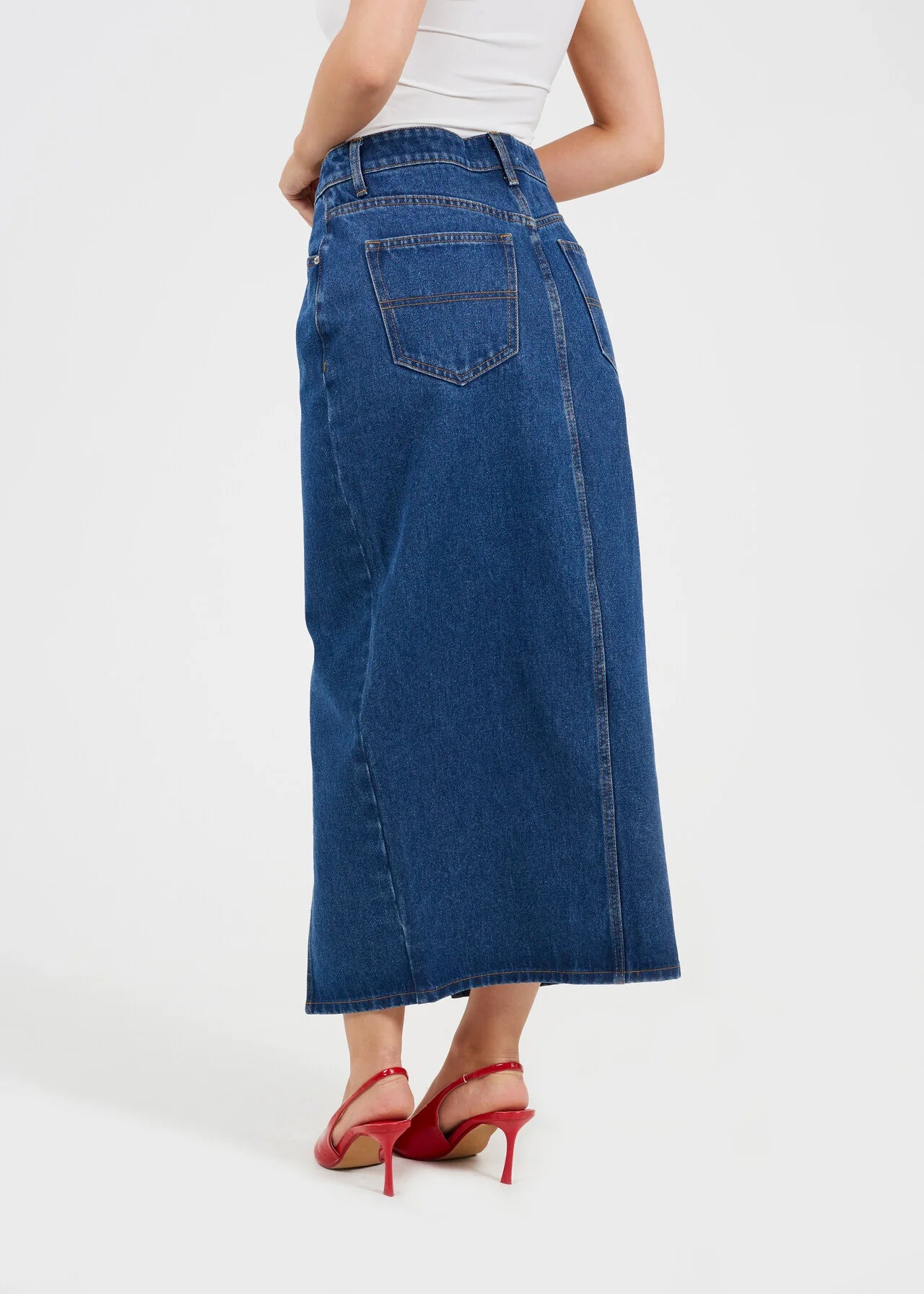 HIGH WAISTED DENIM SKIRT WITH FRONT SPLIT, MID WASH