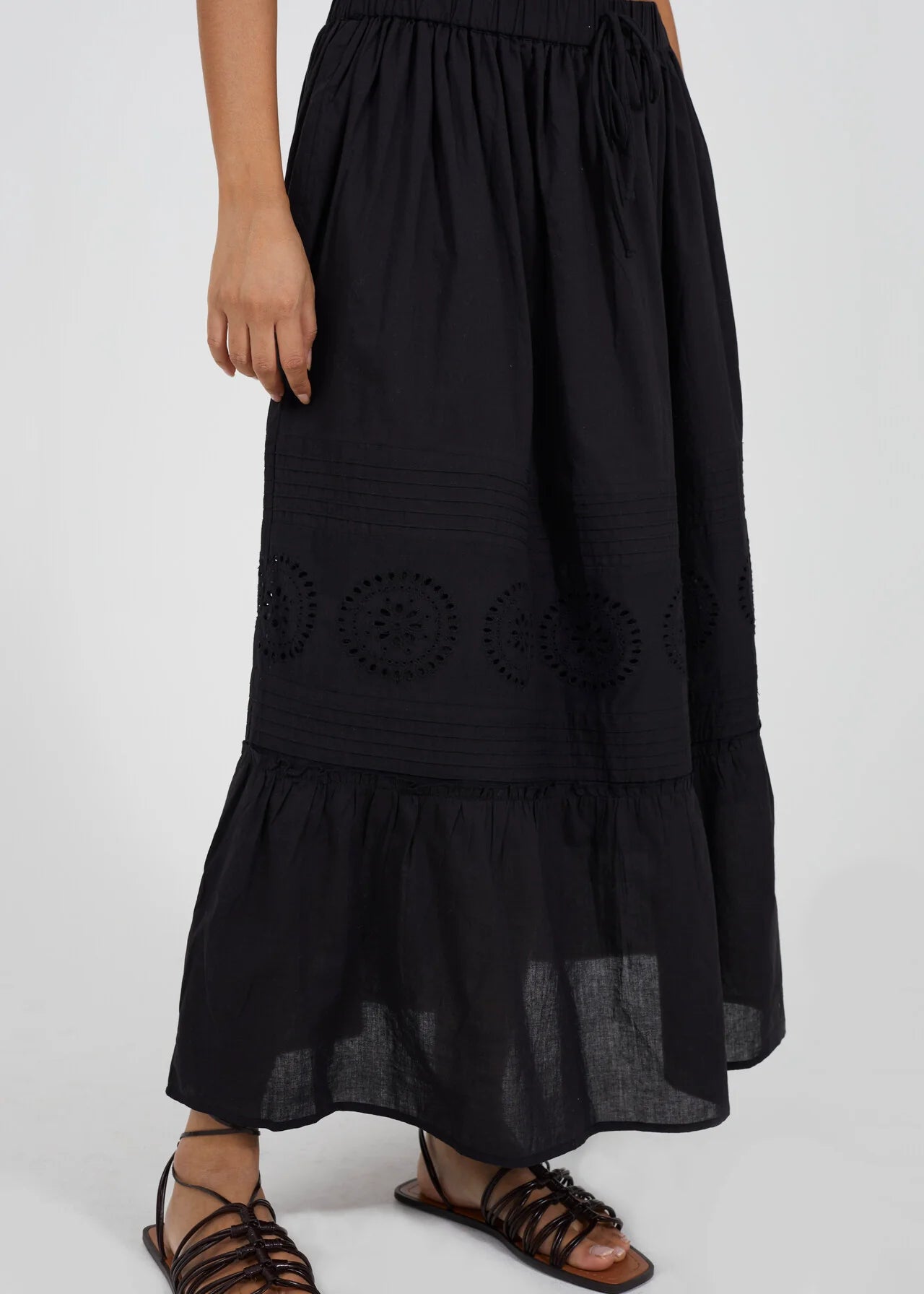 EMBROIDERED TIERED DOUBLE LINED MAXI SKIRT
