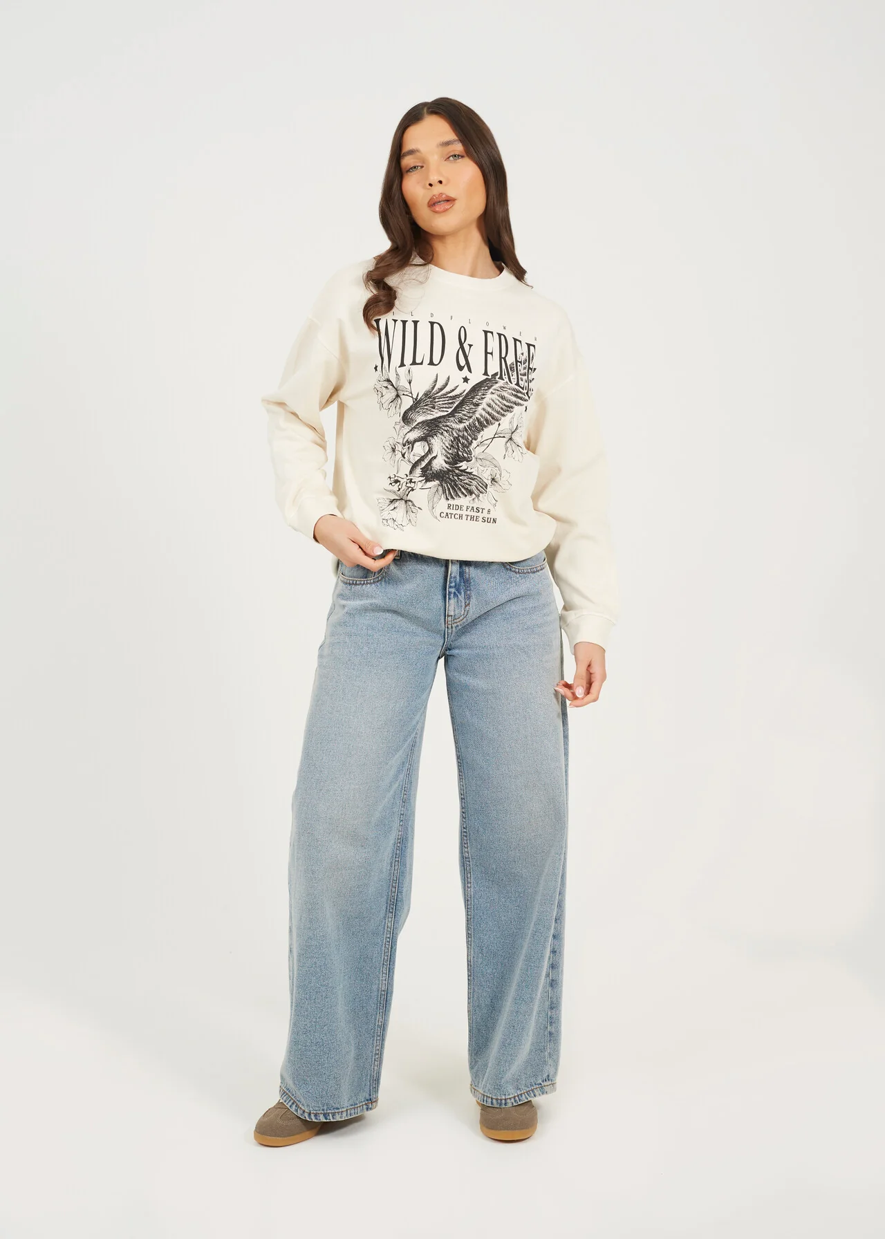 Brave Soul Graphic Print Long Sleeve Sweatshirt – Beige Acid Wash | 100% Cotton