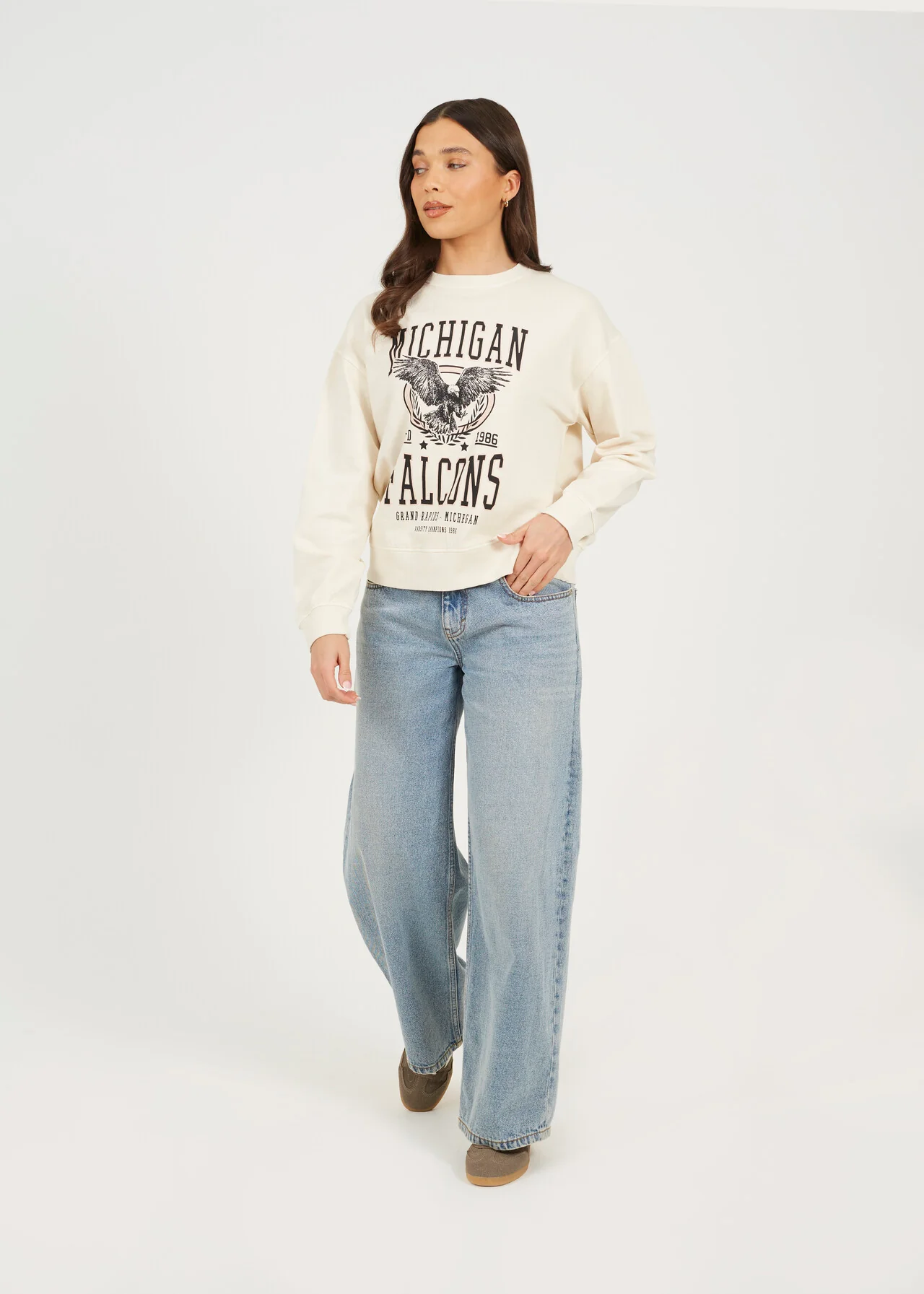 Brave Soul Graphic Print Long Sleeve Sweatshirt – Beige Acid Wash | 100% Cotton
