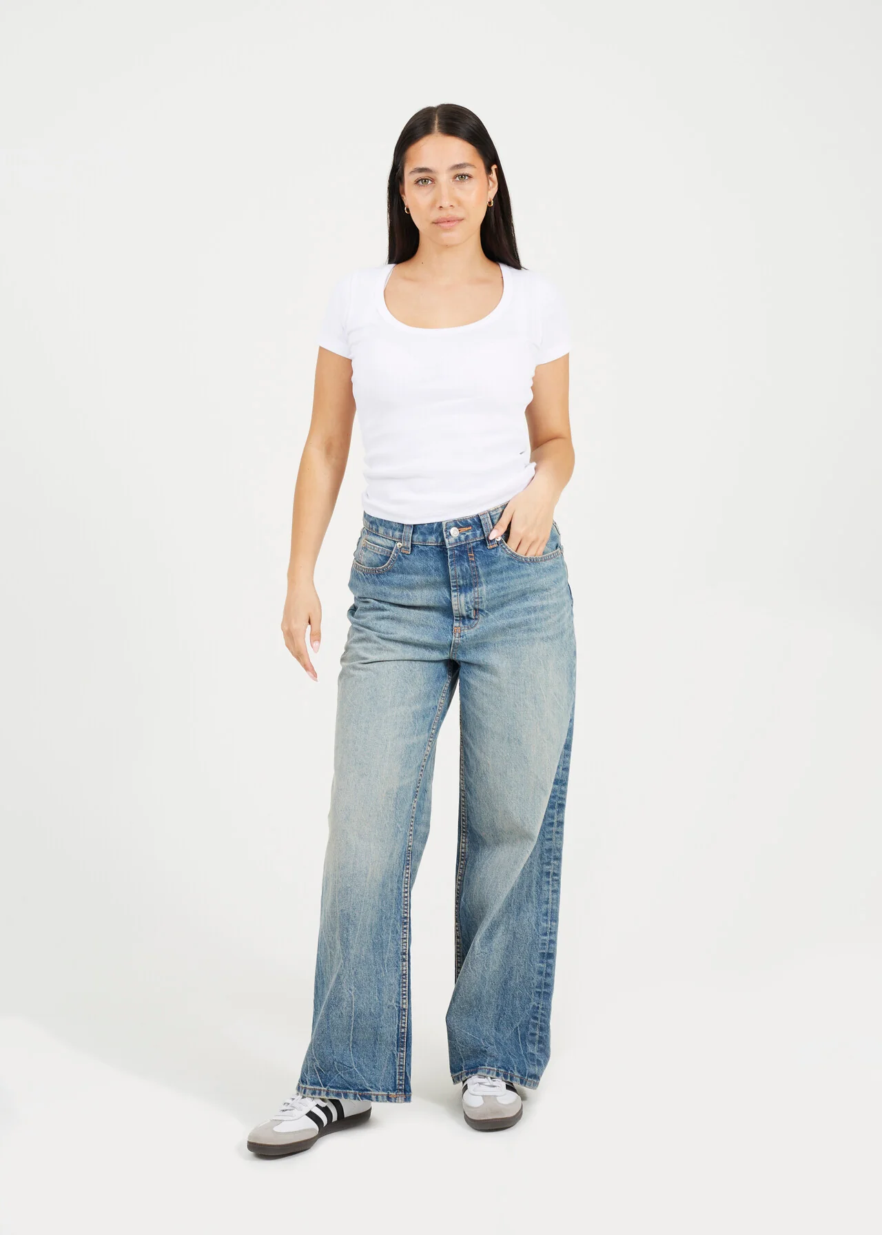 Brave Soul Women’s Scoop Neck Ribbed T-Shirt – White Short Sleeve