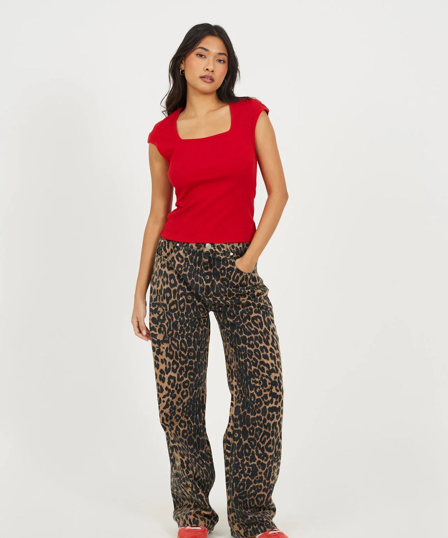 SQAURE NECK SHORT SLEEVE T-SHIRT, RED