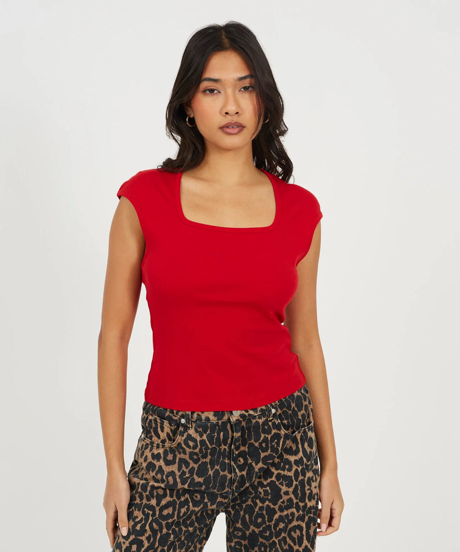 SQAURE NECK SHORT SLEEVE T-SHIRT, RED