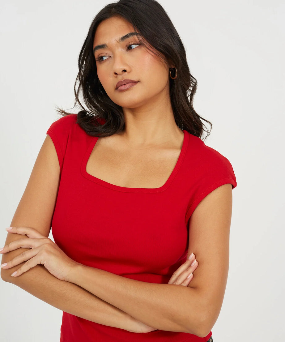 SQAURE NECK SHORT SLEEVE T-SHIRT, RED