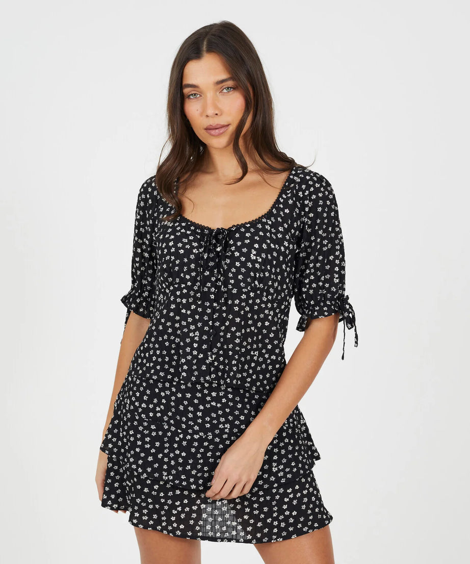 FLORAL TIE DETAIL TOP BLACK