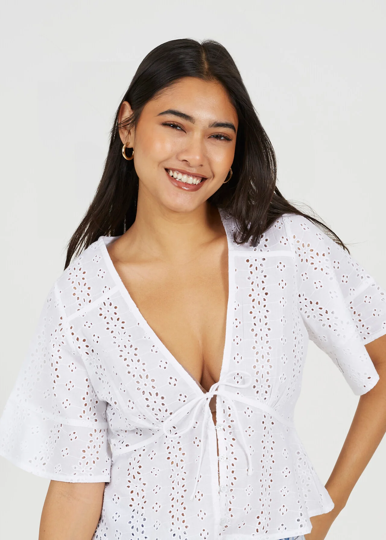 Brave Soul Boxy Embroidered Tie-Front Top – White Cotton Blouse