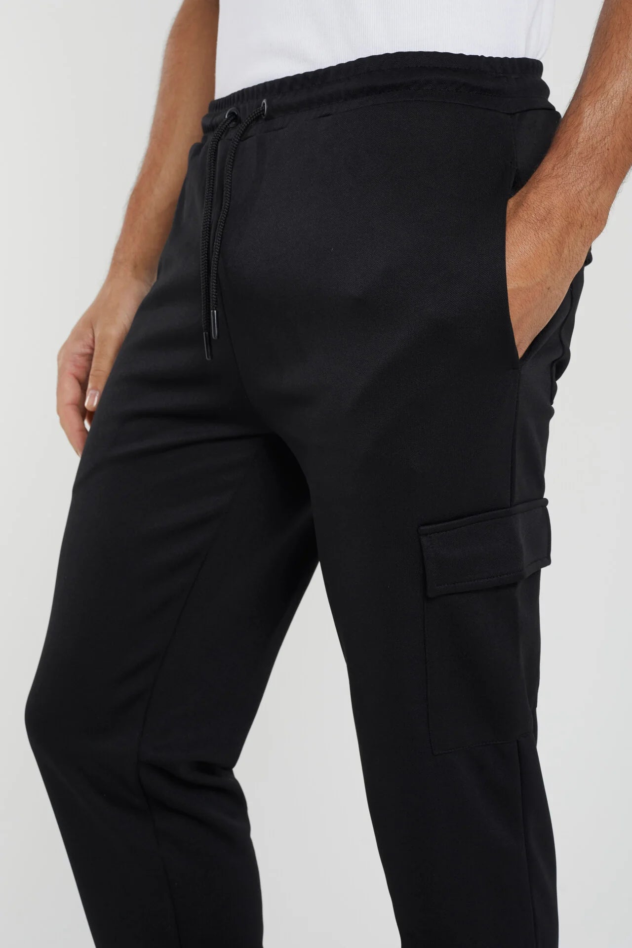SLIM LEG OPEN HEM JOGGERS WITH PATCH POCKETS