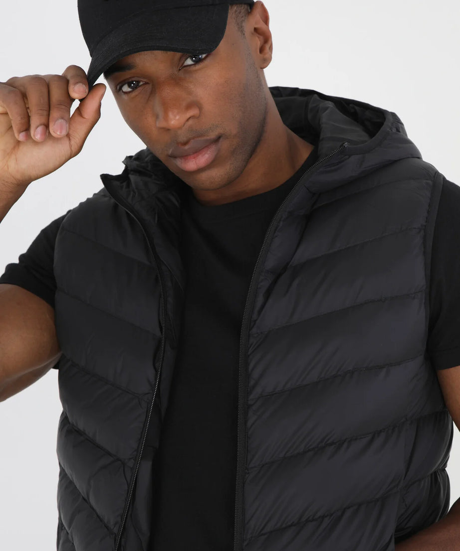 BLACK HOODED ZIP THROUGH CHEVRON QUILTED GILET