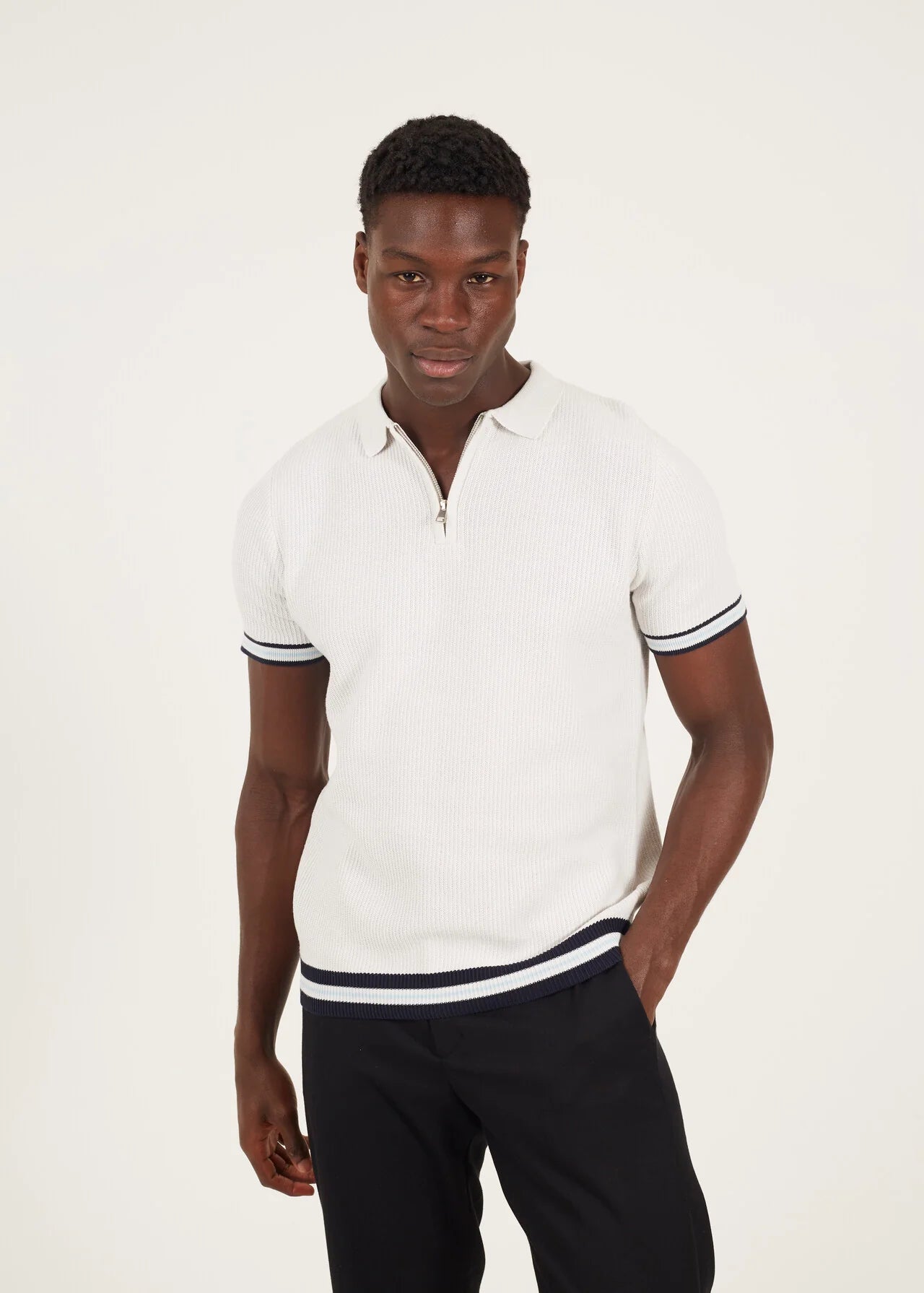 VINTAGE WHITE KNITTED POLO NECK WITH STRIPED TIPPING