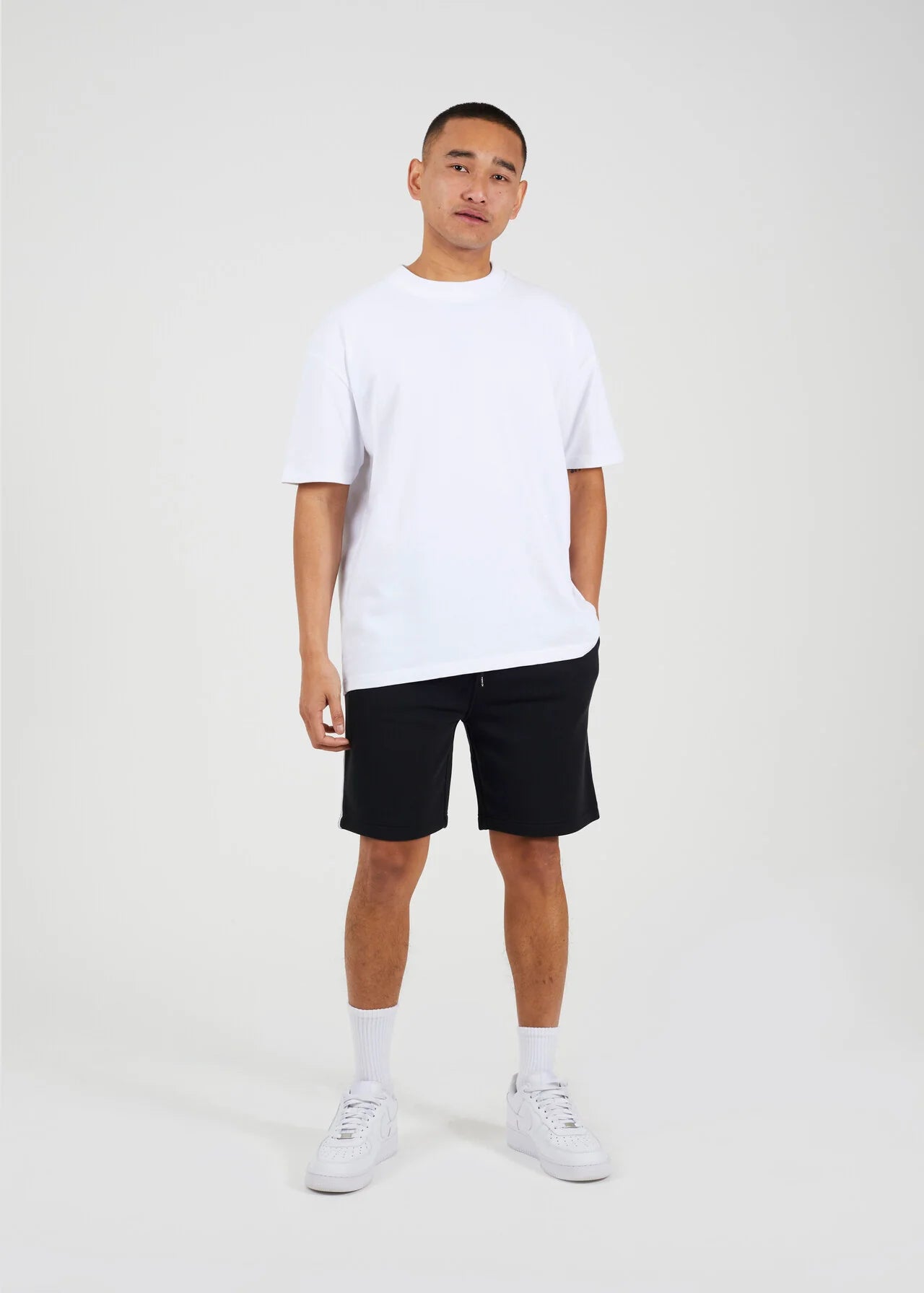 SIDE STRIPE JERSEY SHORTS, JET BLACK