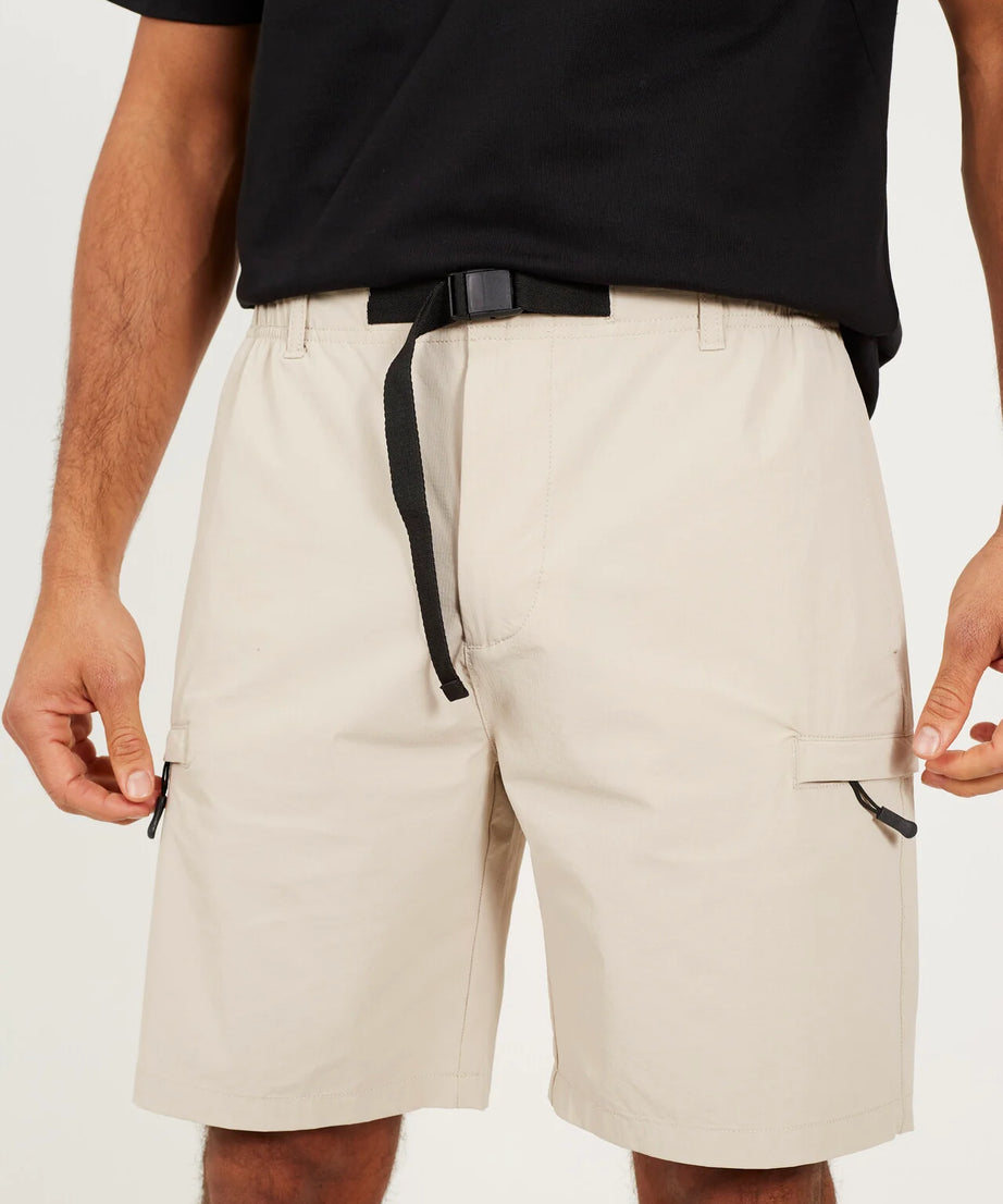 RIPSTOP BELT AND POCKET DETAIL SHORTS