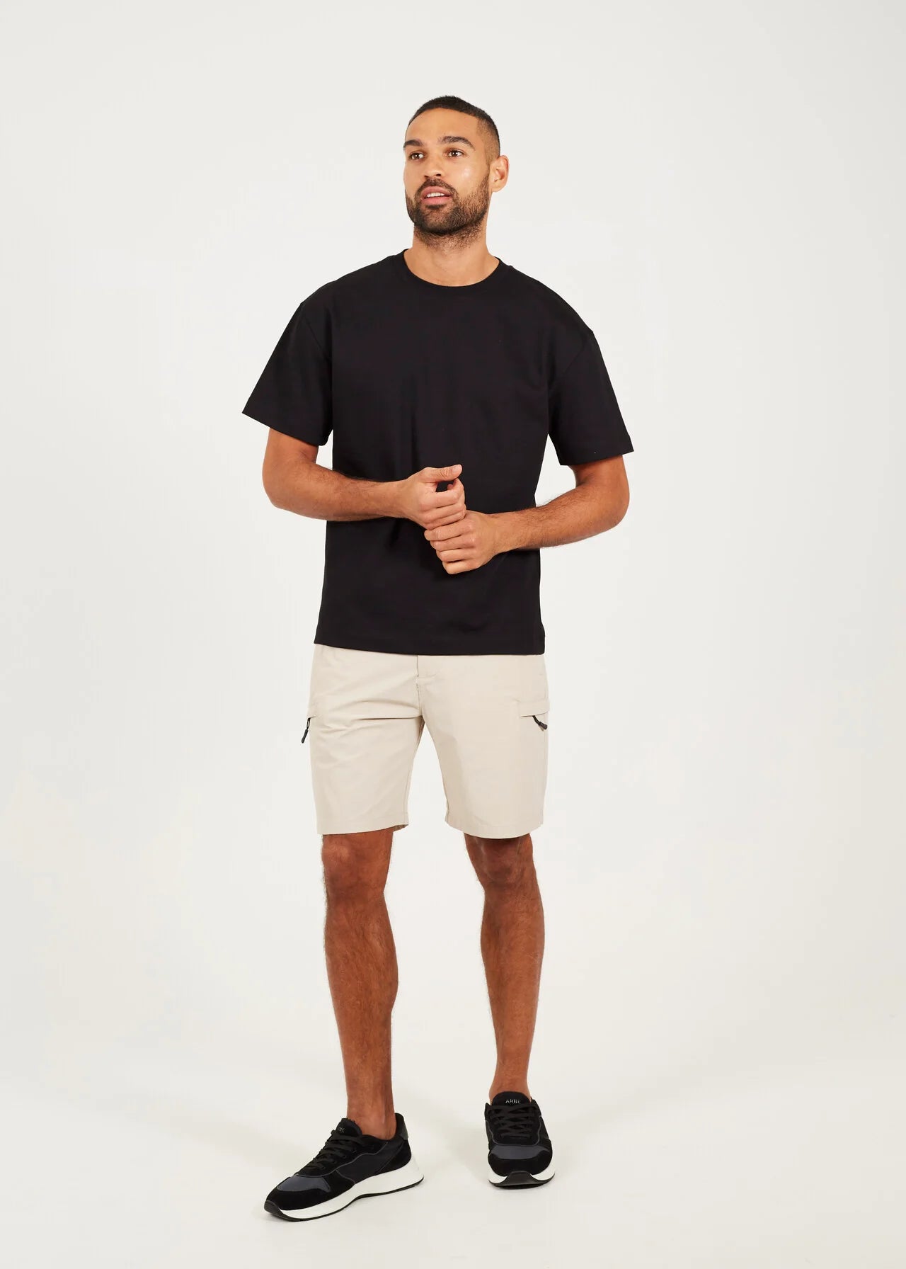 RIPSTOP BELT AND POCKET DETAIL SHORTS