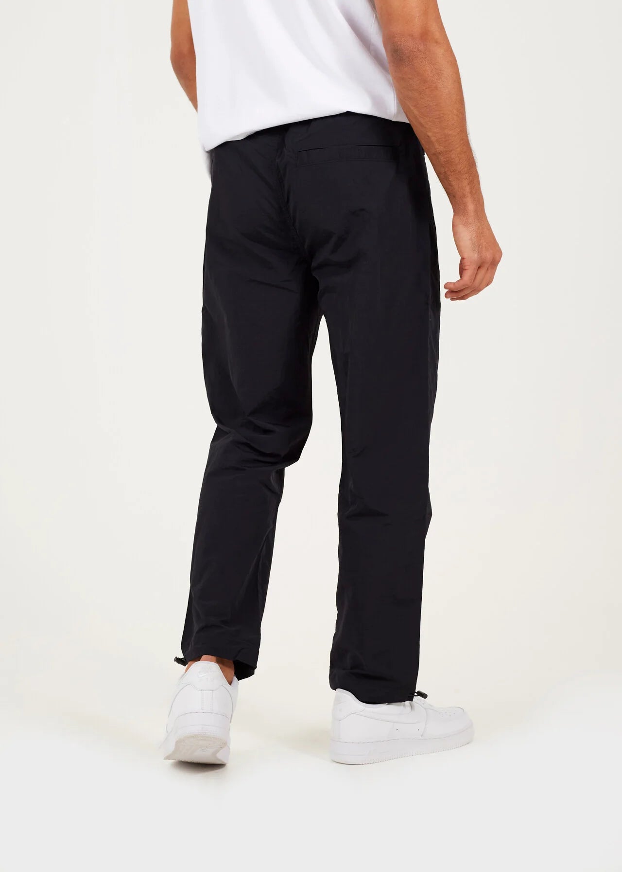TASLAN LOOSE FIT CARGO PANTS, BLACK