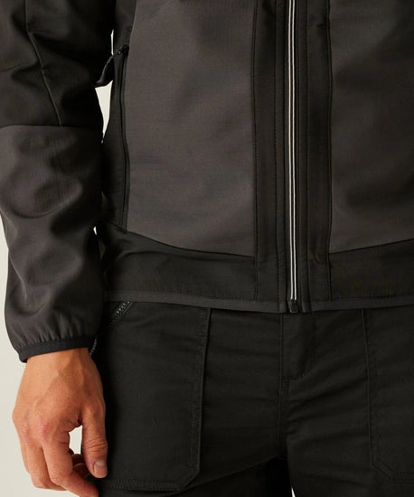 Men's E-Volve 2 Layer Softshell Jacket | Ash Black