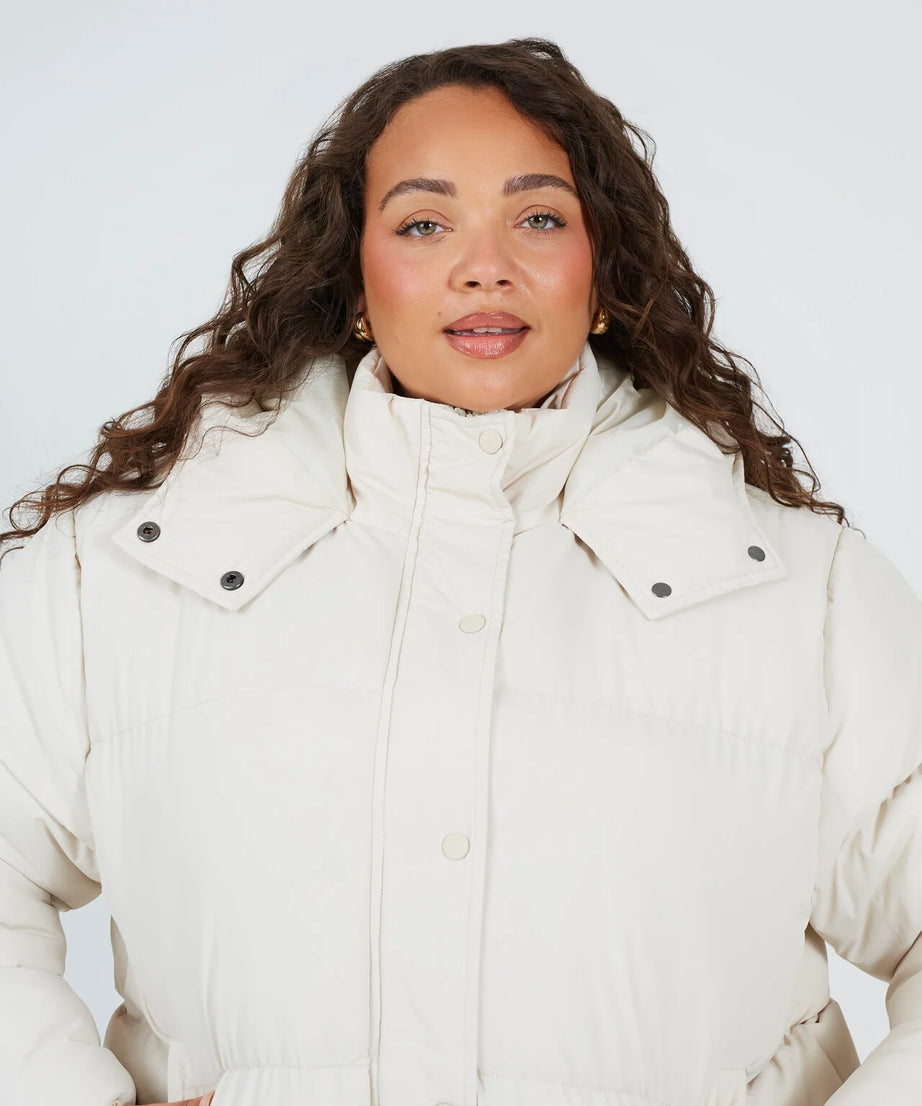 PLUS SIZE CREAM SHORT PADDED PUFFER JACKET