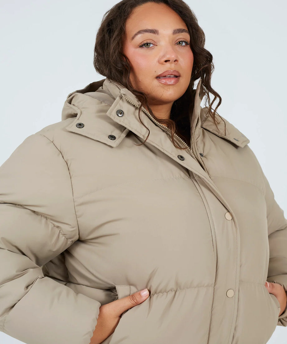 PLUS SIZE TAUPE SHORT PADDED PUFFER JACKET
