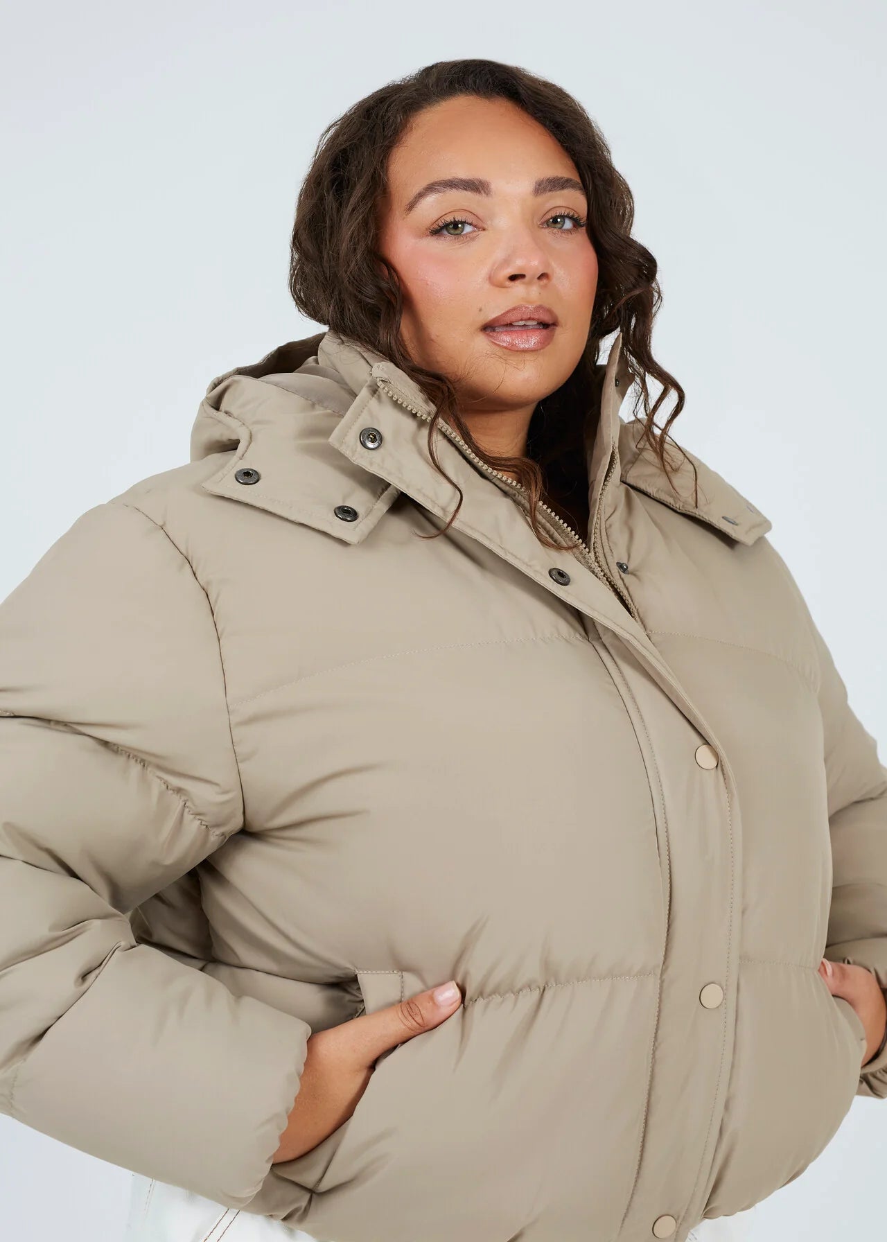 PLUS SIZE TAUPE SHORT PADDED PUFFER JACKET