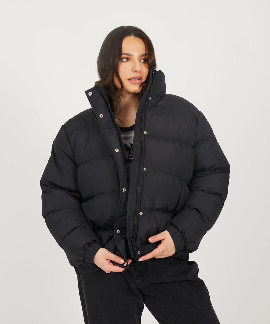 PLUS SIZE BLACK HOODED PUFFER JACKET