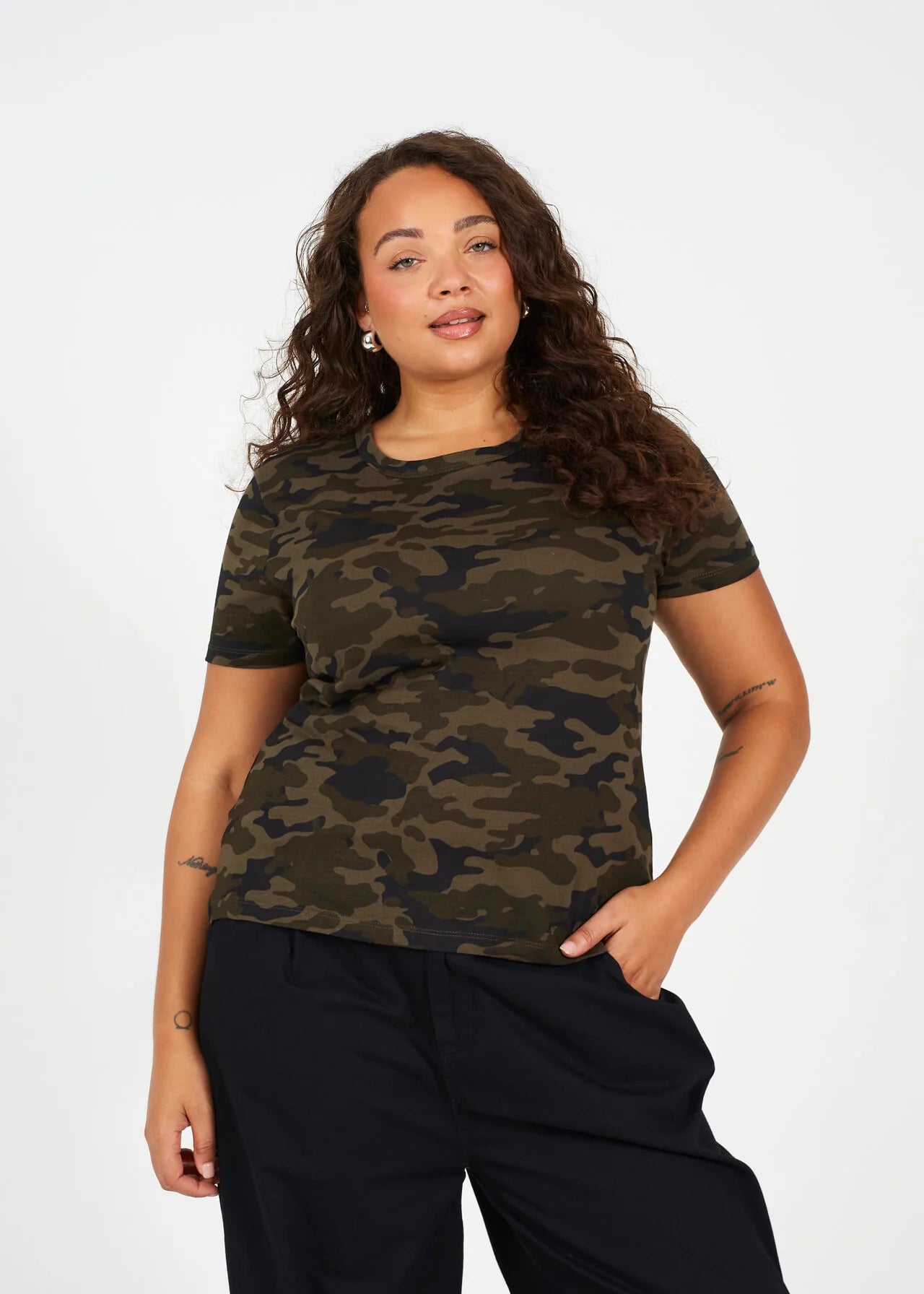 PLUS SIZE CAMOUFLAGE PRINT SHORT SLEEVE T-SHIRT