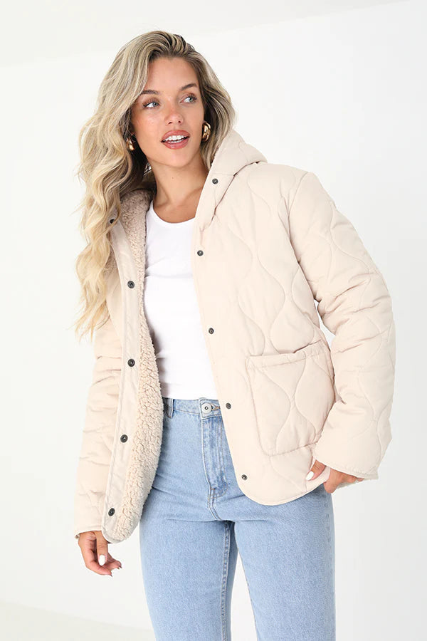 REVERSIBLE ONION QUILTED JACKET WITH BORG LINING