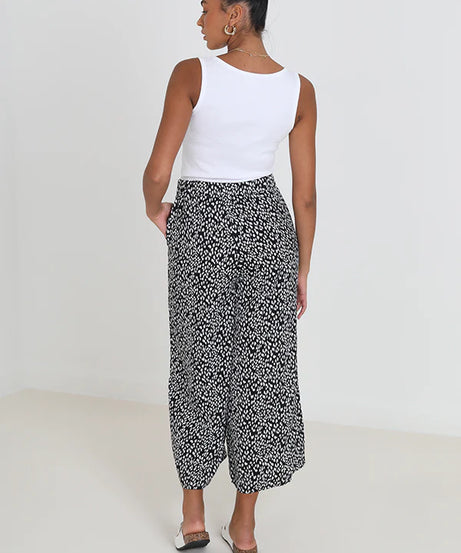 WIDE LEG ANIMAL PRINT HIGH WAISTED TROUSERS